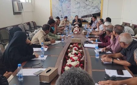 تنفيذي المنصورة يناقش تقريري أداء "المنطقة الأمنية الخامسة" و"مكتب الشؤون القانونية"