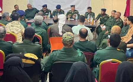 وكيل وزارة الداخلية يتفقد سير العمل الأمني في لحج