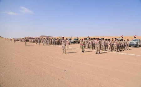 رئيس هيئة العمليات يشهد عرضاً عسكرياً للقوات المشتركة في قطاع عارين