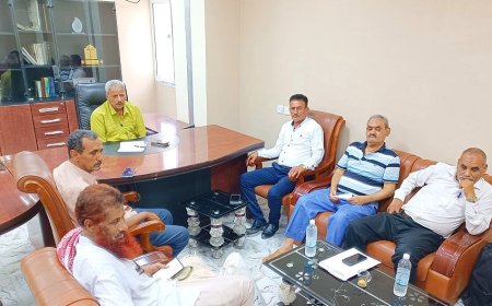 اجتماع في لحج يناقش ترتيبات تنفيذ حملة إزالة مباني البسط العشوائي المستحدثة
