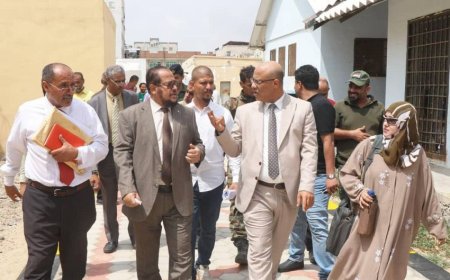 رئيس هيئة التفتيش القضائي يطلع على أوضاع السجناء في السجن المركزي بعدن