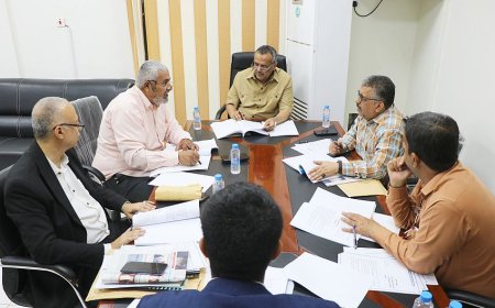 لجنة دراسة مشروعي اللوائح التنفيذية للتوثيق والرسوم القضائية تعقد اجتماعها بعدن