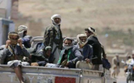 عشرات القيادات الحوثية تغادر منازلها بصنعاء