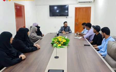 رئيس الجامعة الألمانية الدولية - عدن يجتمع مع مندوبي الطلاب لكل تخصصات كليات الجامعة  للاستماع لمشاكل الطلاب