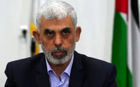 مفاجئا إسرائيل.. يحيى السنوار يبعث برسالة إلى الوسطاء