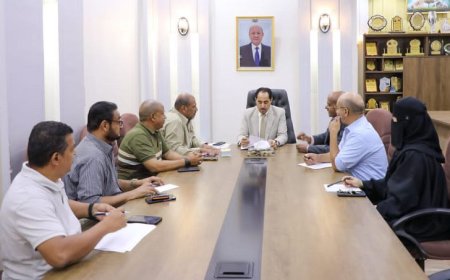 البكري يطلع على آخر الإستعدادات لإقامة البطولة العربية لمصارعة الذراعين بعدن