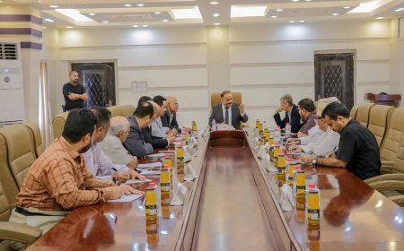 وزير النقل يرأس اجتماعاً موسعاً للغرفة التجارية والصناعية ولجنة رجال المال والأعمال الرئاسية 