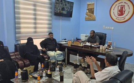 مدير مصنع الغويزي يستضيف مسؤول التدريب والتأهيل لنقابة المهندسين اليمنيين فرع محافظة حضرموت