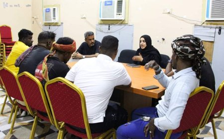 المدير العام للثقافة في ساحل حضرموت يلتقي عدد من رؤساء الفِرق الشعبية بمديرية مدينة المكلا 