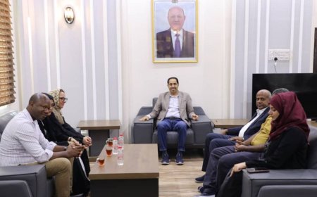 وزير الشباب يبحث مع الصليب الأحمر مشروع دعم لعبة التنس الأرضي لذوي الإعاقة