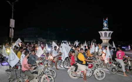 متظاهرون في غيل باوزير يطالبون حلف قبائل حضرموت إتخاذ المزيد من الخطوات التصعيدية 