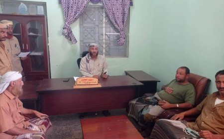 لحج.. منحة مالية وعينية من جهة عسكرية لمرافق خدمية بطور الباحة