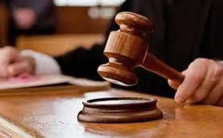 بالأسماء.. محكمة حوثية تصدر حكمًا بإعدام وحبس 9 أشخاص