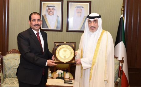 رئيس مجلس الوزراء بالإنابة الكويتي يستقبل وزير الداخلية