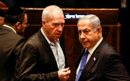حكومة الكيان الإسرائيلي تطيح بوزير الحرب.. تفاصيل!
