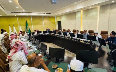 لجنة تحديد مواصفات وأسعار خدمات الحجاج تواصل جولاتها الميدانية بزيارة شركات الطوافة