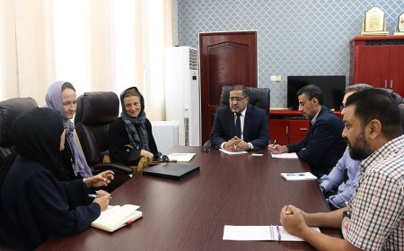 وزير العدل يبحث مع اللجنة الدولية للصليب الأحمر تعزيز التعاون في مجال الطب الشرعي
