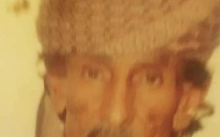 قبيلة آل سعد تعزي قبيلة المحاورة في وفاة الشيخ عزب أحمد المحوري