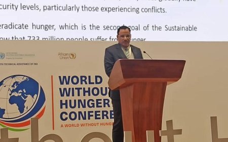 الوزير السقطري: عسكرة الحوثيين للبحر الأحمر القت بظلالها على الإمدادات الغذائية