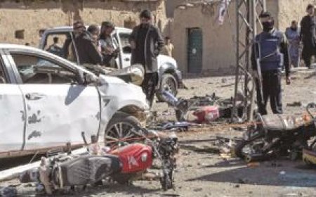 صباح دامي في باكستان.. 4 قتلى و30 مصابا في انفجارخاص على الأقل وأصيب 30 في انفجار بمحطة للسكك الحديد