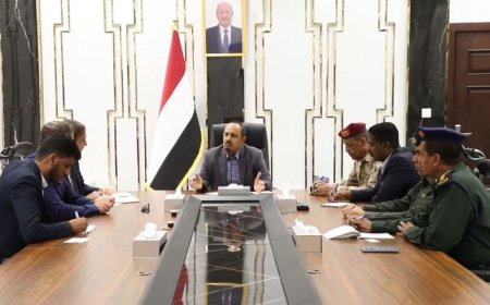 محافظ حضرموت يبحث مع وفد المفوضية السامية تعزيز التعاون في مجال بناء القدرات