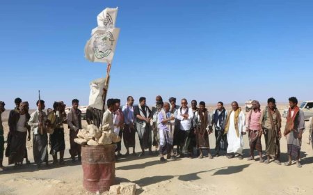 قيادات من مؤتمر حضرموت الجامع يتفقدون إحدى نقاط الحلف في هضبة حضرموت.