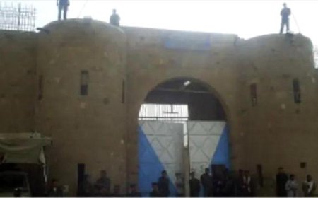 أشدها مسلخ الورشة.. شهادات مرعبة تحدث للمعارضين السياسيين في سجون الحوثي (تفاصيل)