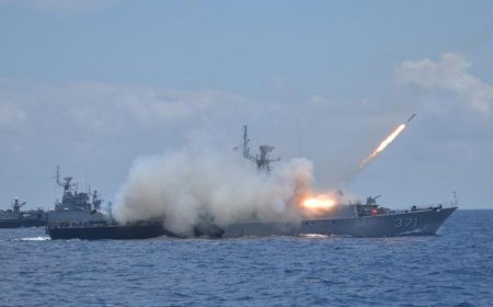 هجوم باب المندب..  عنوان لفصل جديد من المواجهة البحرية قد يغير استراتيجية واشنطن