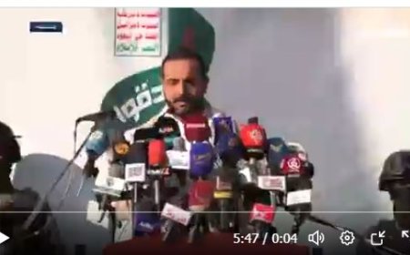 ظهور لنجل حسين الحوثي وسط صنعاء.. سرب الفيديو أم أعيد نشره!!