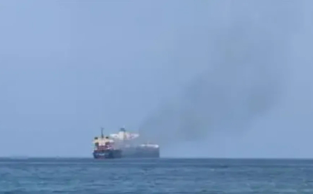 جماعة الحوثي تعلن استهداف سفينة ”Anadolu S” في البحر الأحمر بصواريخ باليستية   