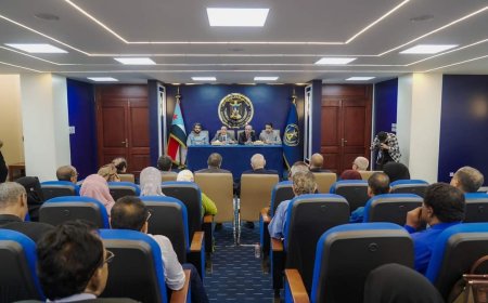 الكثيري يرأس اجتماعاً مشتركاً للهيئتين الإداريتين للجمعية الوطنية ومجلس المستشارين