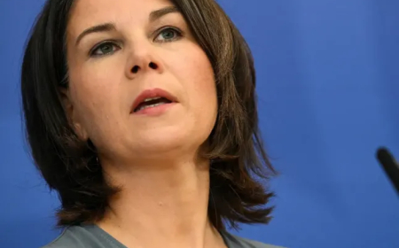 استأجرت رجلا ليمارس معها علاقة جنسية.. وزيرة الخارجية الألمانية تعلن طلاقها من زوجها بعد أشهر من فضيحتها الجنسية