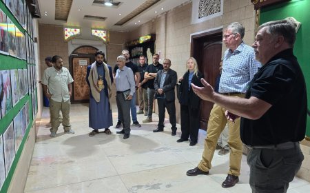 المستشار العسكري للمبعوث الأممي إلى اليمن يزور مقر «مسام» في مأرب