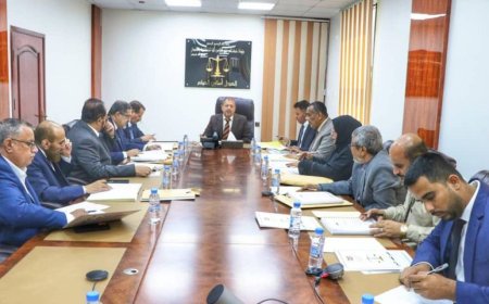 مجلس القضاء الأعلى يقر تغطية الشواغر في محاكم ونيابات محافظتي تعز وحضرموت