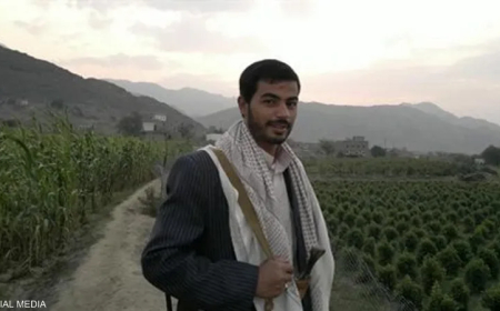 الجريمة الغامضة.. عملية اغتيال إبراهيم الحوثي شقيق زعيمهم في شقة سيدفع ضريبته 30 متهمًا