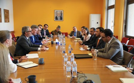 عبدالله العليمي يناقش مع سفراء الاتحاد الأوروبي مستجدات الأوضاع في اليمن