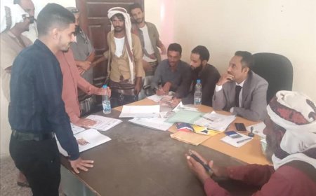 محكمة في أبين تعقد تحاكم ملاك محال الصرافة وتصدر عدة قرارات