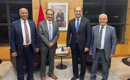 الاصبحي يبحث مع مدير الوكالة المغربية تعزيز التعاون التعليمي والثقافي