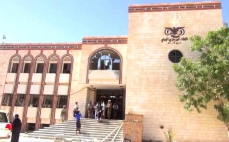 مدير مركزي شبوة يؤكد إيقاف حسابات المرافق الحكومية في البنوك الأهلية وشركات الصرافة هو (الحل)