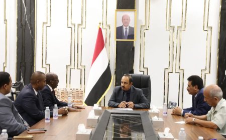 محافظ حضرموت يبحث مع القائم بأعمال السفارة الصومالية لدى بلادنا جوانب تعزيز العلاقات في مختلف المجالات