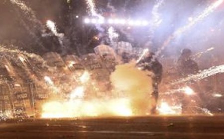 عاجل: جورجيا (تحترق).. أنباء عن انقلاب المعارضة الجورجية بدعم خارجي.. صور وتفاصيل