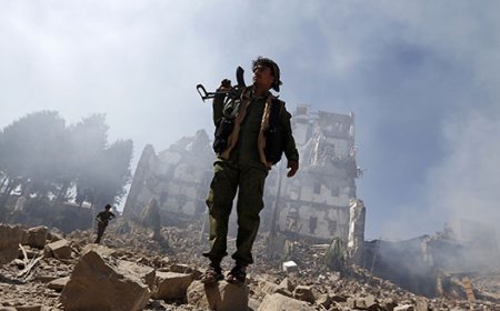 مقرب من الرئيس صالح يكشف السبب الحقيقي لانتصار الجنوب على الحوثي ويطالب بعودة (المقاتل المشرد)!