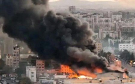 عقب (300) غارة جوية.. إسرائيل تحتل جنوب سوريا على حدود الجولان