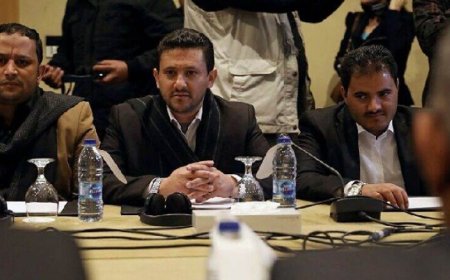 رجل الظل يظهر مجددا.. أول تعليق للقيادي الحو ثي (المرتضى) بعد إدراجه بقائمة الإرهاب