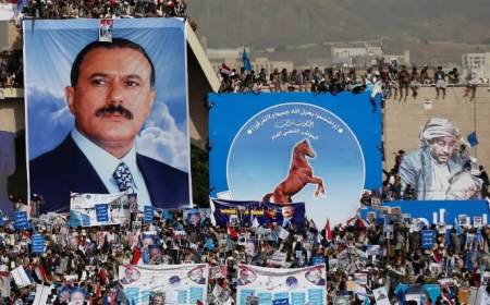 بعد تقارب قوة الشرعية أحزاب وانتقالي.. عرض حوثي جديد لمؤتمر صنعاء وأحمد علي عبدالله صالح