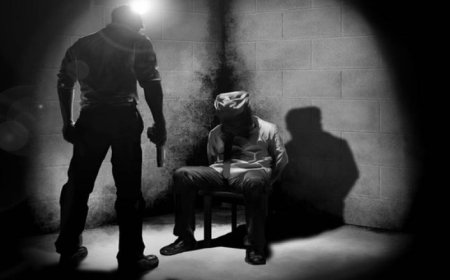 من أسرار (المسلخ البشري).. سجنان (الأبيض والأحمر) وأسدان (الأب والابن) !