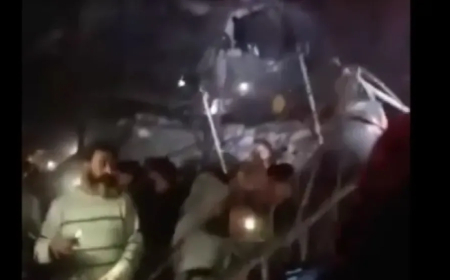 عاجل بالفيديو.. مجزرة مروعة وسط قطاع غزة عشرات الشهداء والجرحى بقصف إسرائيلي