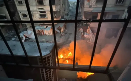 جريمة ضد الإنسانية بالفيديو.. إسرائيل تحرق مستشفى وتنكل بالأطباء والمرضى شمال غزة