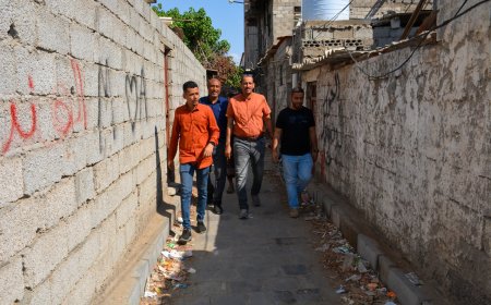 باخبيرة يطلع على معوقات تنفيذ مشروع الصرف الصحي في الأحمدي والقرية الروسية بخورمكسر 