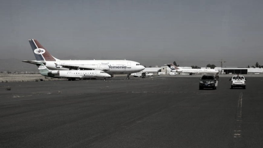 مصادر: طائرتان مدنيتان من طراز B734 هبطتا بمطار صنعاء ثم غادرتا